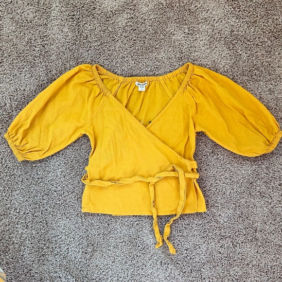 Billabong Women Yellow Wrap Top - Picture 2 of 8